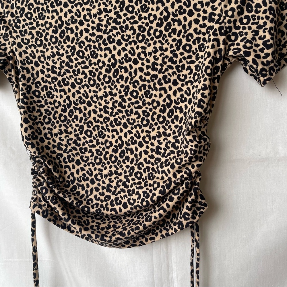 Leopard Print Ruched Crop Top - Picture 5 of 9